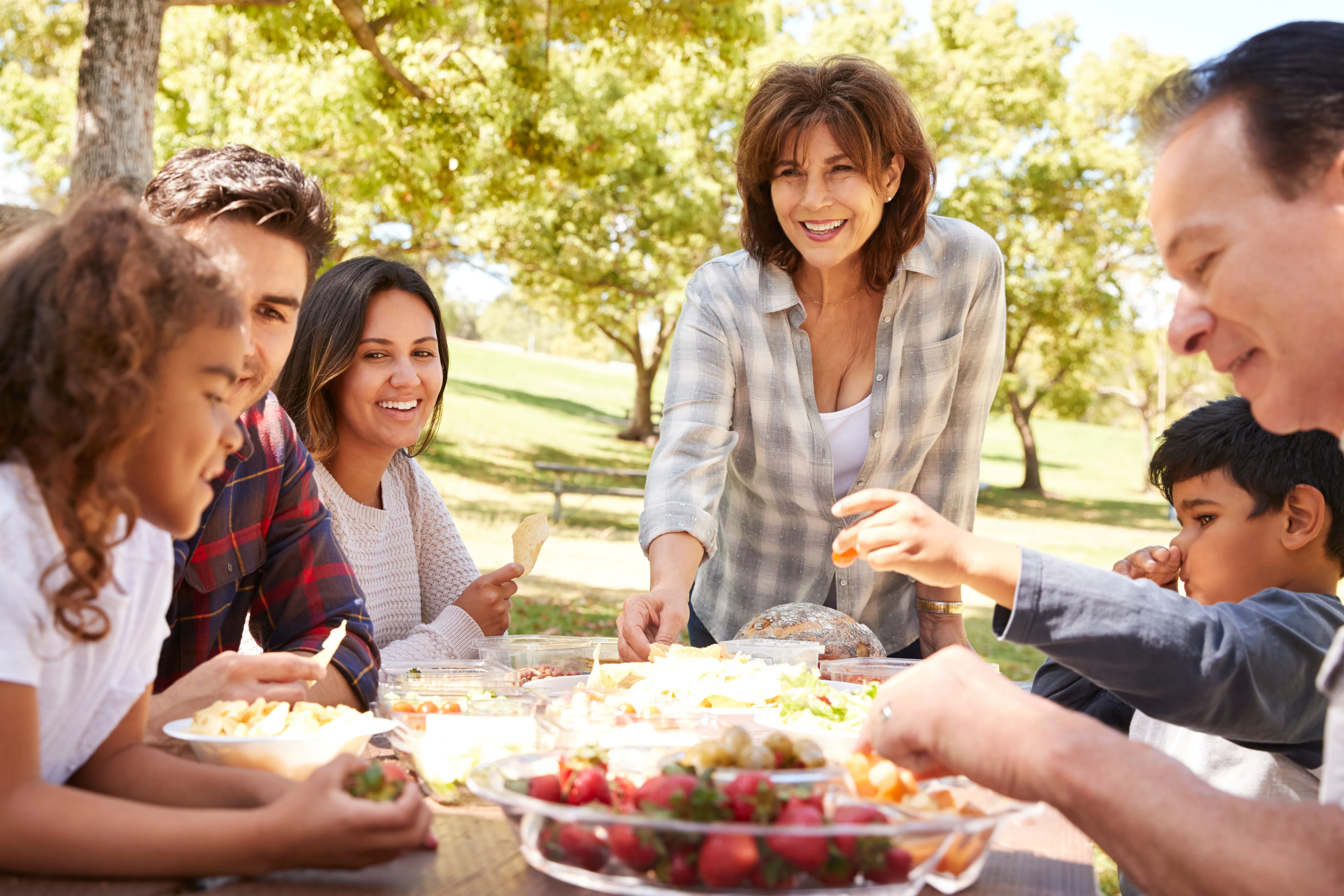 How to have affordable family get-togethers 