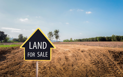 The benefits of investing in an empty plot of land